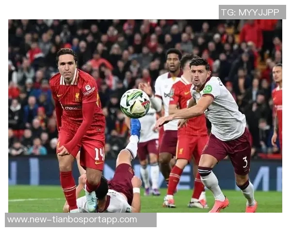 基耶萨期望留队利物浦但国家队前景受出场时间影响