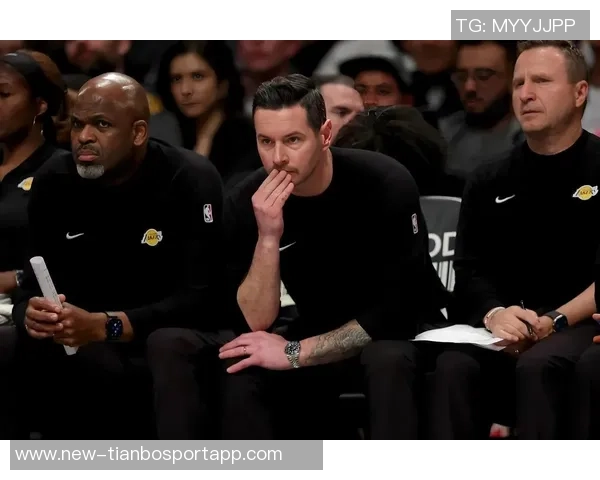 里斯詹姆斯在更衣室发挥重要作用成为球队管理的标杆人物