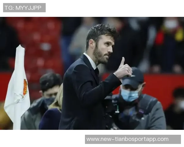 卡里克重回曼市德比现场回忆昔日混战情景并劝架冲突球员